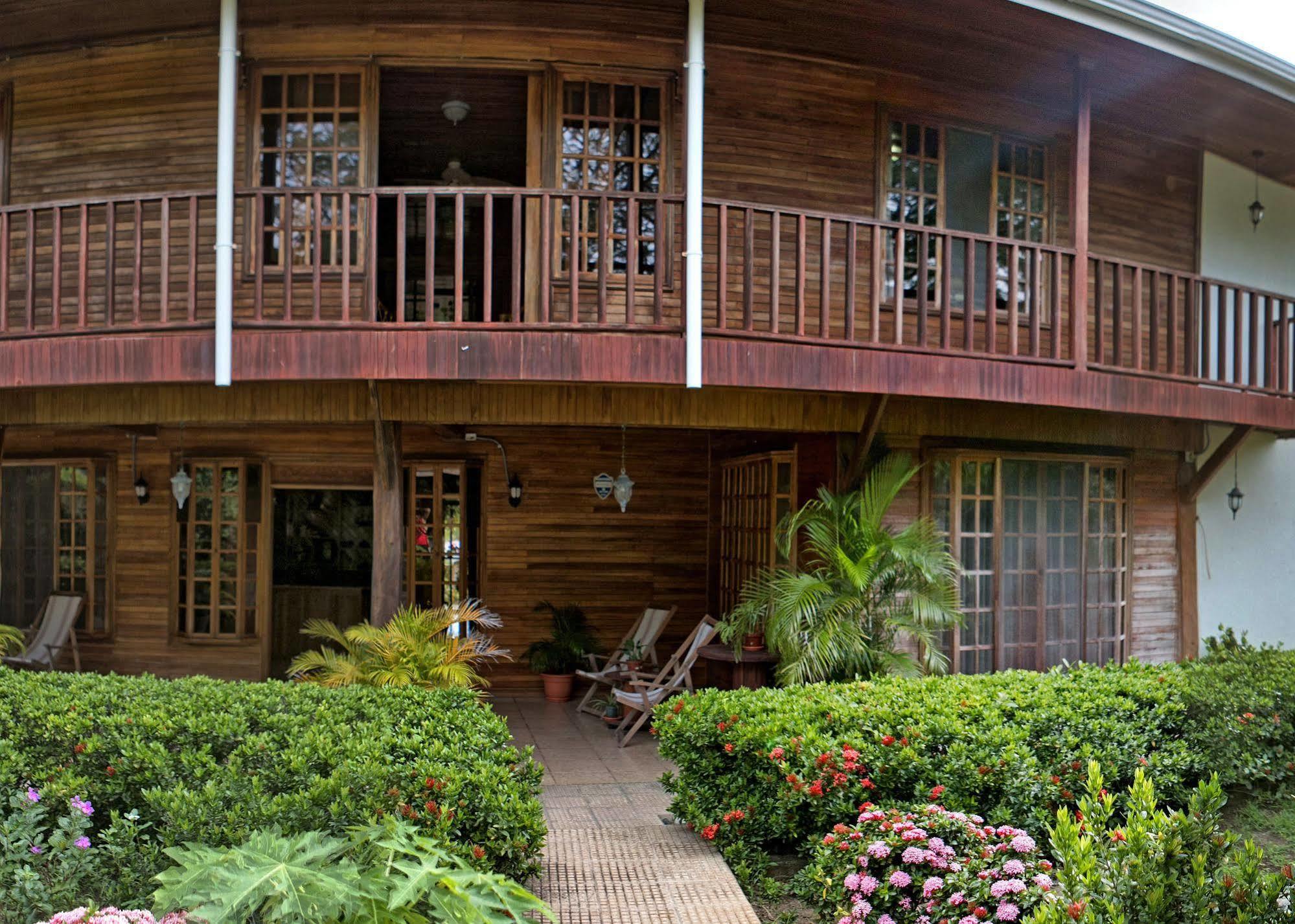 Santa Elena Lodge Cuajiniquil Exterior foto