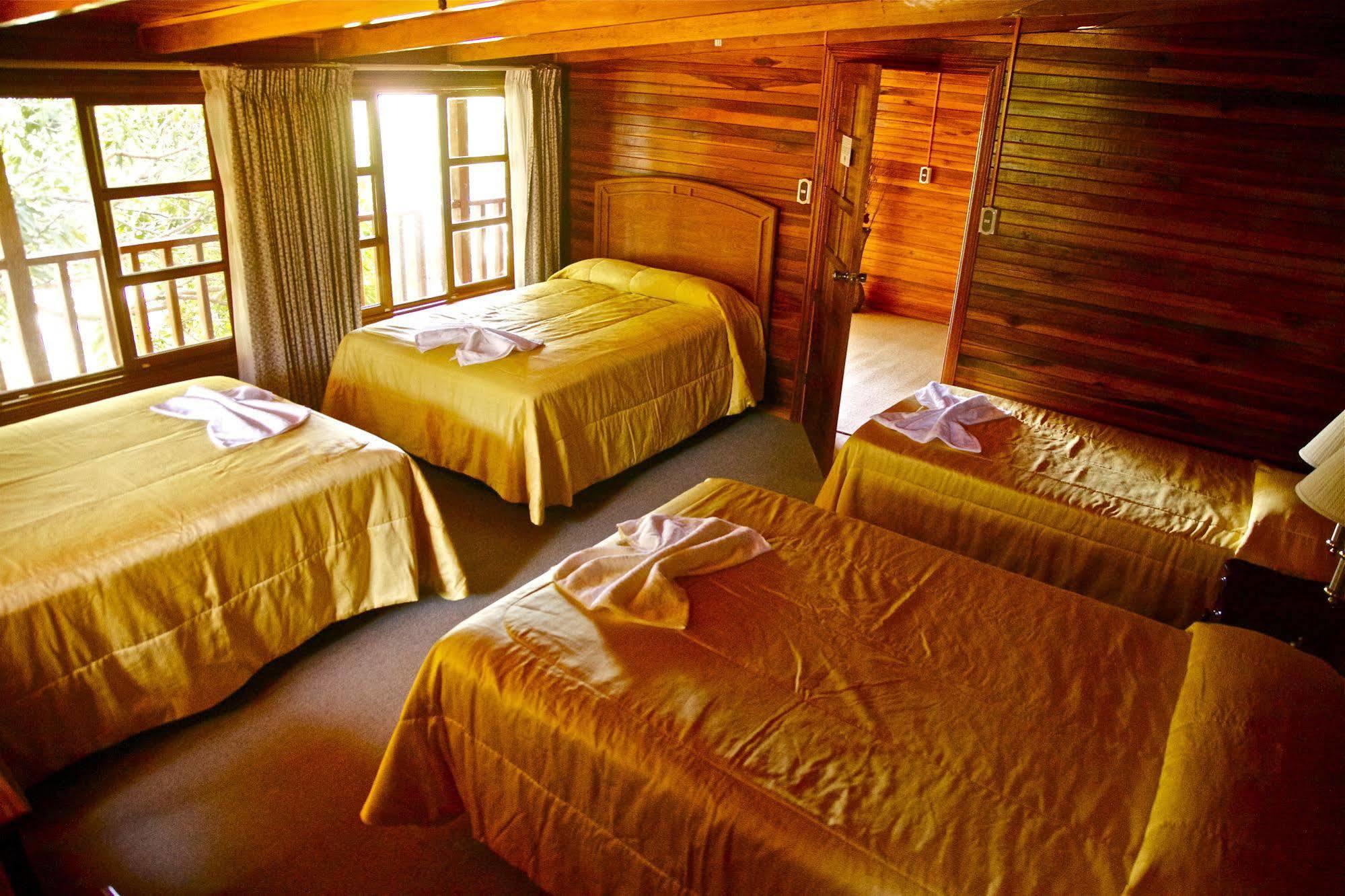 Santa Elena Lodge Cuajiniquil Exterior foto